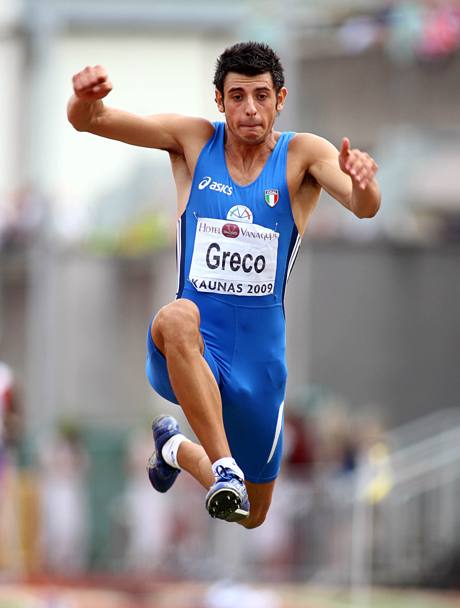 Campionati Europei Under 23 di Atletica leggera Daniele Greco festeggia la vittoria nel salto triplo di Kaunas del luglio 2009. (Giancarlo Colombo)